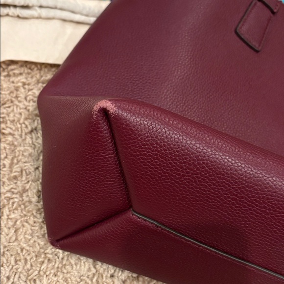 Tory Burch McGraw Burgundy Tote - Picture 10 of 11